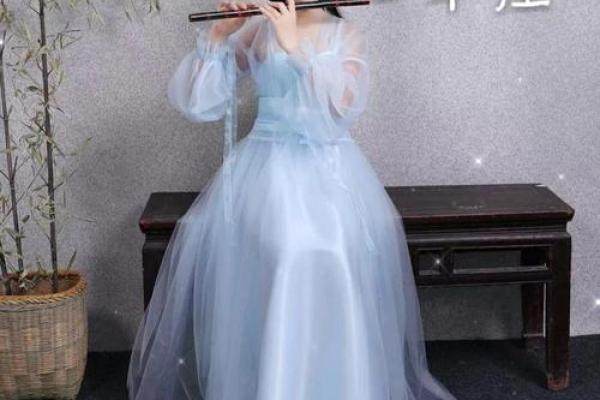 十二星座最适合穿什么汉服裙
