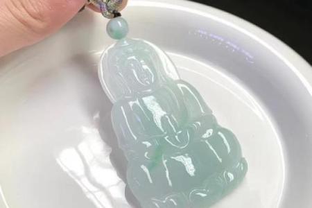 男士佩戴观音吊坠需要忌讳哪些方面呢