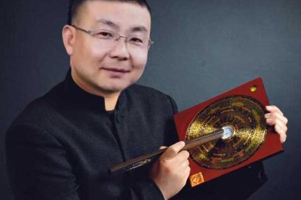 晋州算命哪个大师更好看