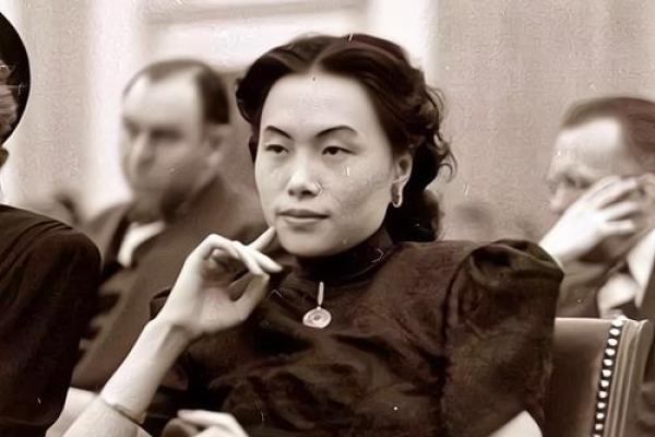 女人八字眉代表什么婚姻生活守寡吗