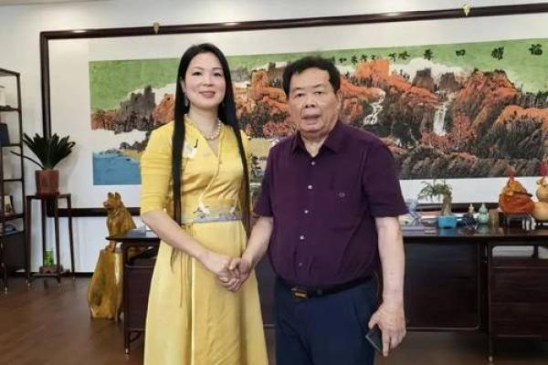 曹德旺紫薇斗数